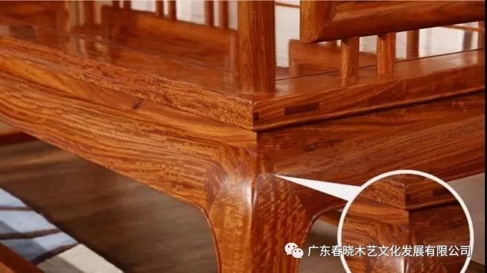 大紅酸枝之后，紅木市場(chǎng)主流當(dāng)屬血檀與緬花(圖6)