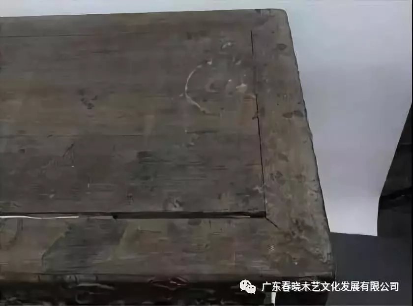 老紅木家具的修復(fù)過程，一經(jīng)修復(fù)煥然一新(圖16)