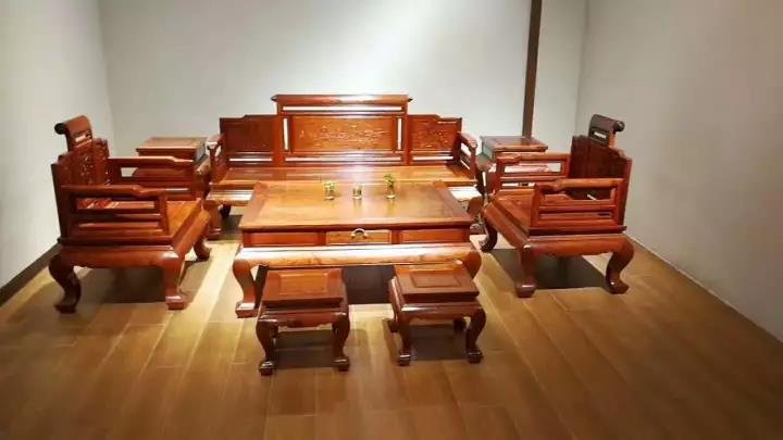 紅木家具市場常見的沙發(fā)款式及特點(圖17)
